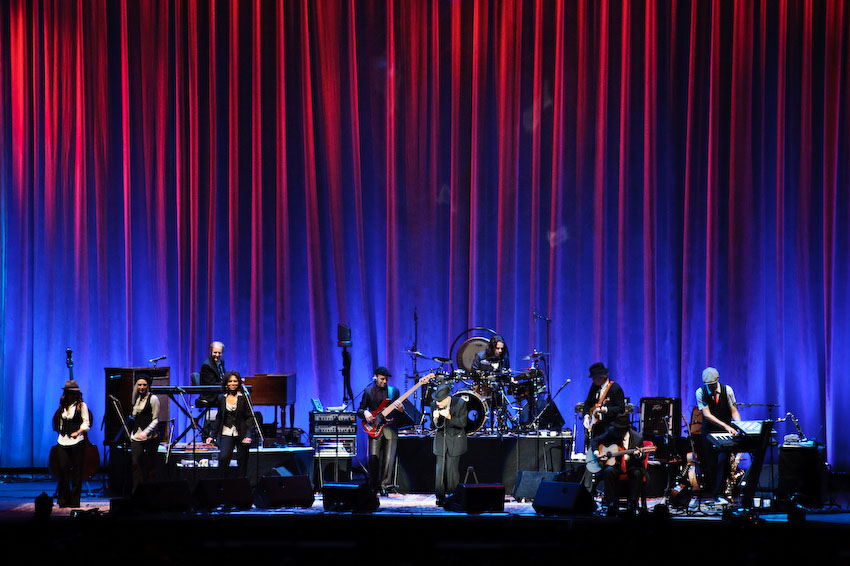 Leonard-Cohen-12.jpg